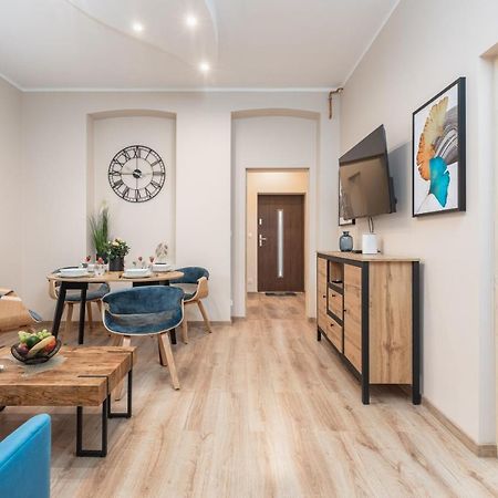 Spacious Apartment Near Wolin National Park By Noclegi Renters เมียนซิดดรอแย ภายนอก รูปภาพ